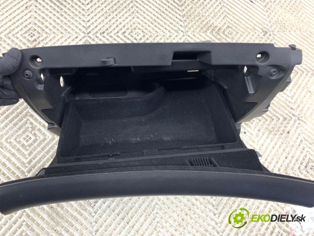 OPEL INSIGNIA A Kombi 2009 81 kW 2.0 CDTI (35) 1956 Priehradka, kastlík spolujazdca  (Priehradka (kastlík))