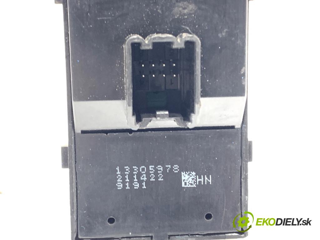 OPEL INSIGNIA A Kombi 2009 81 kW 2.0 CDTI (35) 1956 Prepínač okien 13305978 (Prepínacie páčky pod volantom)