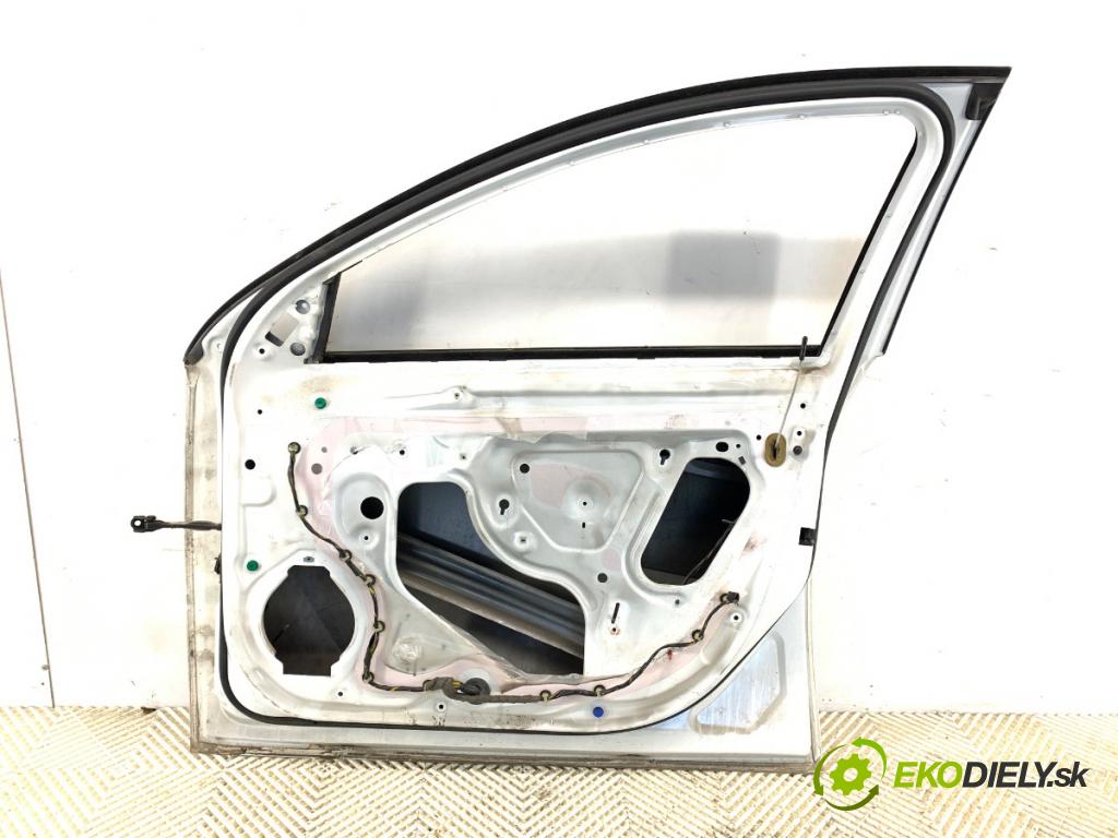 OPEL INSIGNIA A Kombi 2009 81 kW 2.0 CDTI (35) 1956 dveře pravý přední část