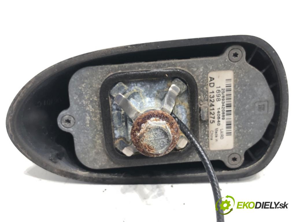 OPEL INSIGNIA A Kombi 2009 81 kW 2.0 CDTI (35) 1956 ANTENA 13241275