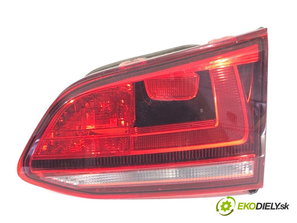 VW GOLF VII Kombi 2014 110 kW 2.0 TDI 1968 světlo zadní část pravá vnitřní 5G9945094F (Klika dveří ostatní)