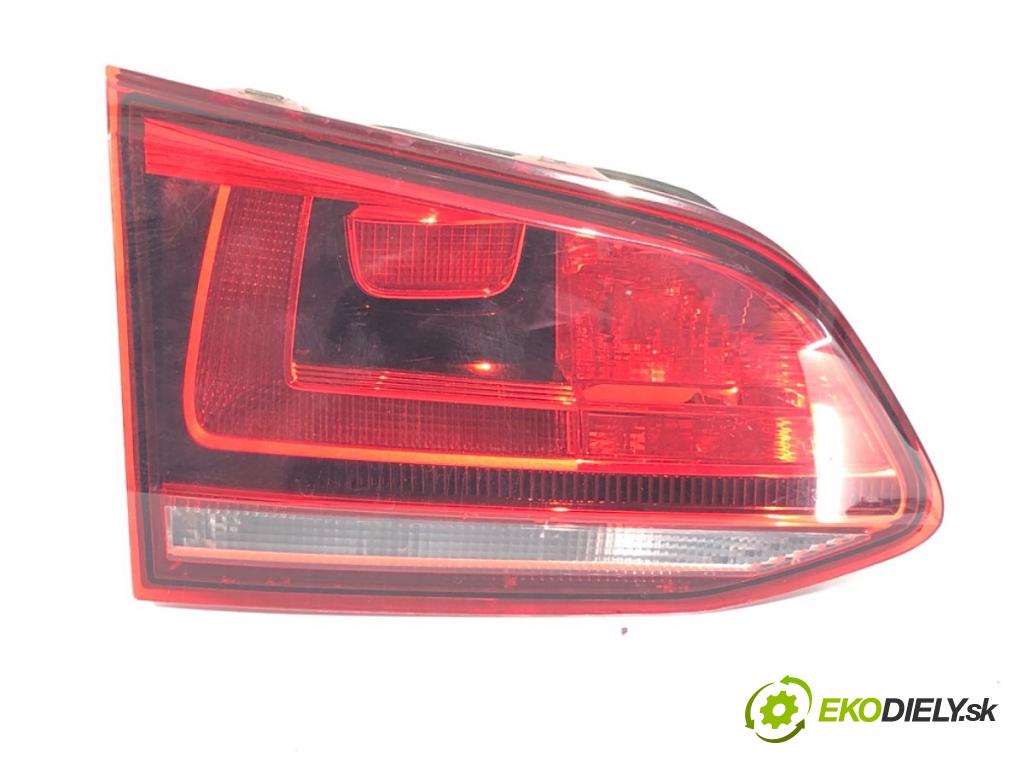 VW GOLF VII Kombi 2014 110 kW 2.0 TDI 1968 světlo zadní část levá strana vnitřní 5G9945093F (Klika dveří ostatní)