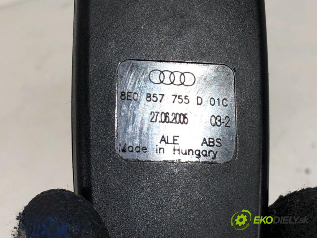 AUDI A6 C6 Kombi 2005 132 kW 2.7 TDI quattro 2698 zapínače pásů PASA přední část pravá 8E0857755D