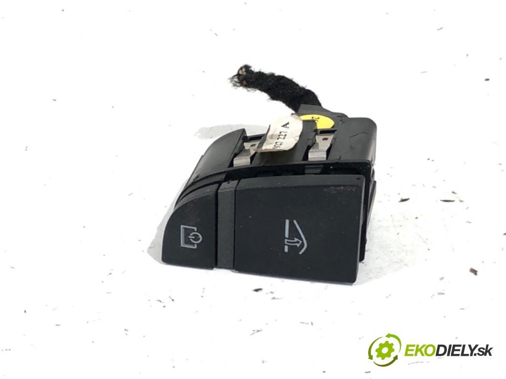 AUDI A6 C6 Kombi 2005 132 kW 2.7 TDI quattro 2698 přepínač odkládací skříňka 4F1927227A
