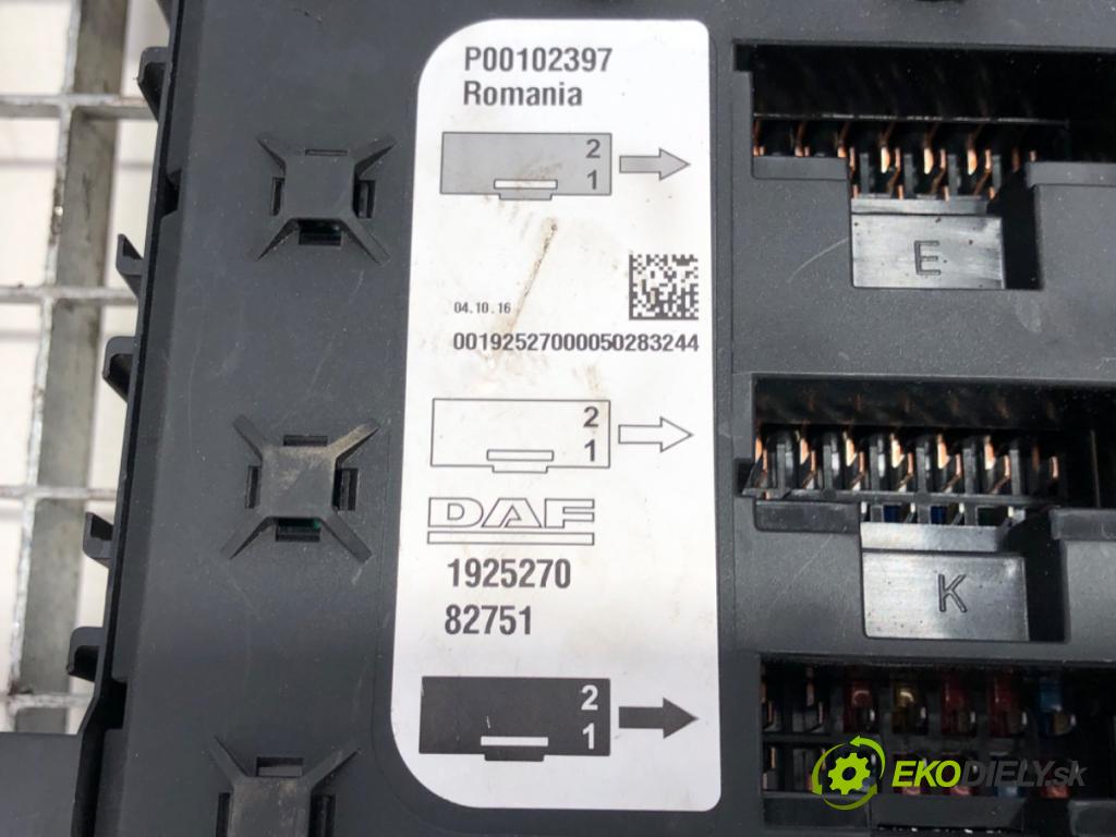 DAF XF Ciągnik siodłowy 2016 340 kW FT 460 340 kW [462 KM] olej napędowy 2012 - 2022 12900 Skrinka poistková 1925270 (Poistková skrinka)