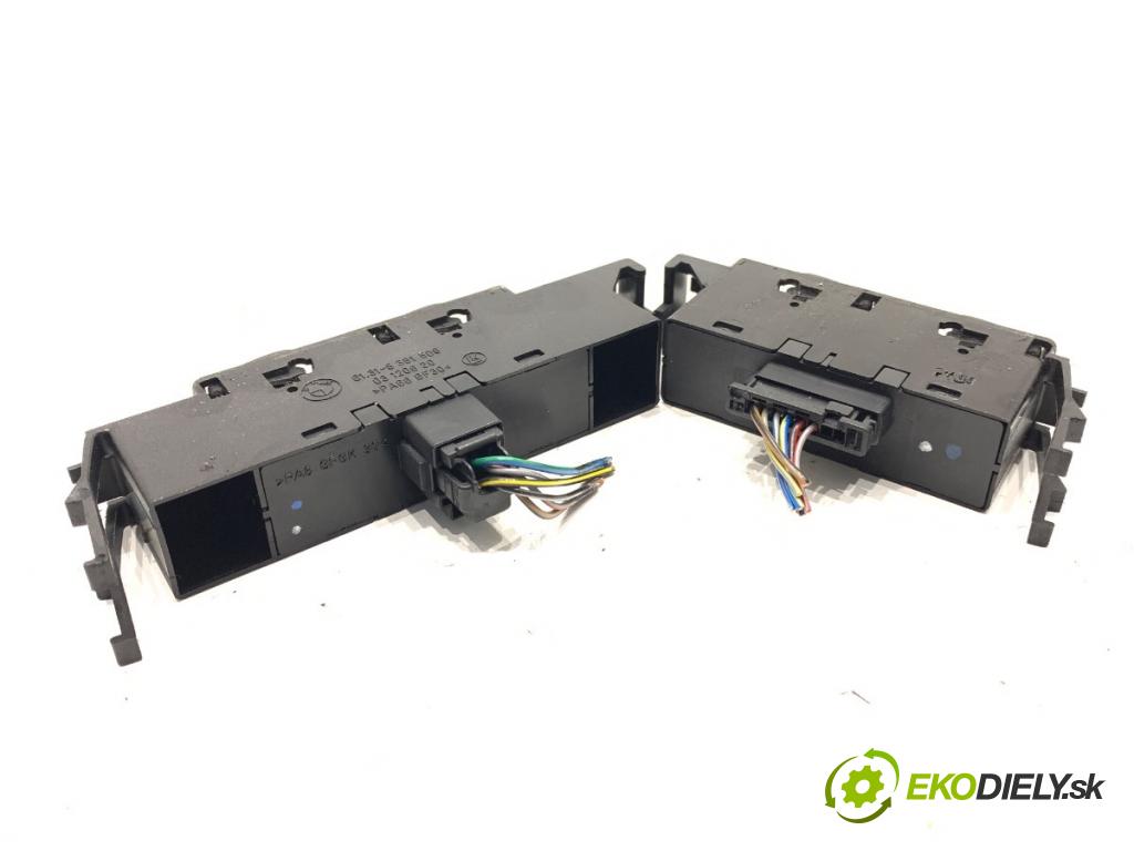 BMW E46 coupe 1999 110 kW 318 Ci 1995 Prepínač okien  (Prepínacie páčky pod volantom)