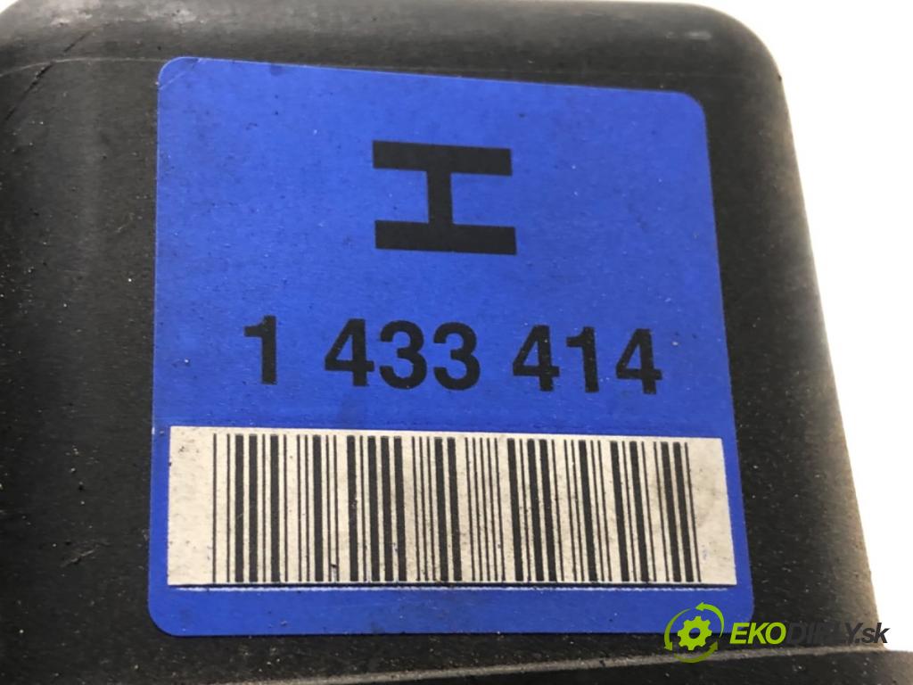 BMW E46 coupe 1999 110 kW 318 Ci 1995 Škrtiaca klapka 1433414 (Škrtiaca klapka)