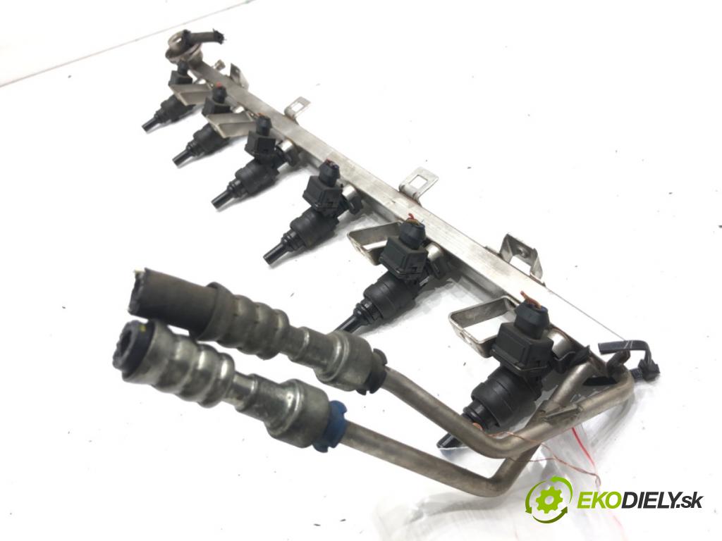 BMW E46 coupe 1999 110 kW 318 Ci 1995 Lišta vstrekovacia 1427335 (Vstrekovacia lišta)