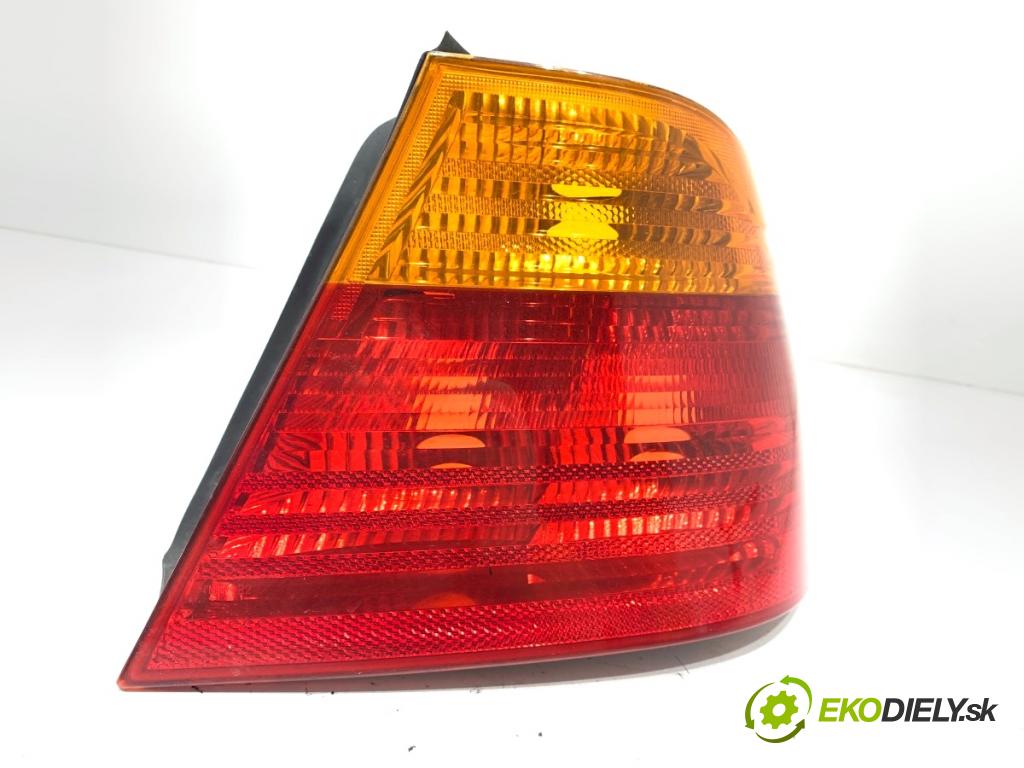 BMW E46 coupe 1999 110 kW 318 Ci 1995 světlo pravý zadní část 8364726