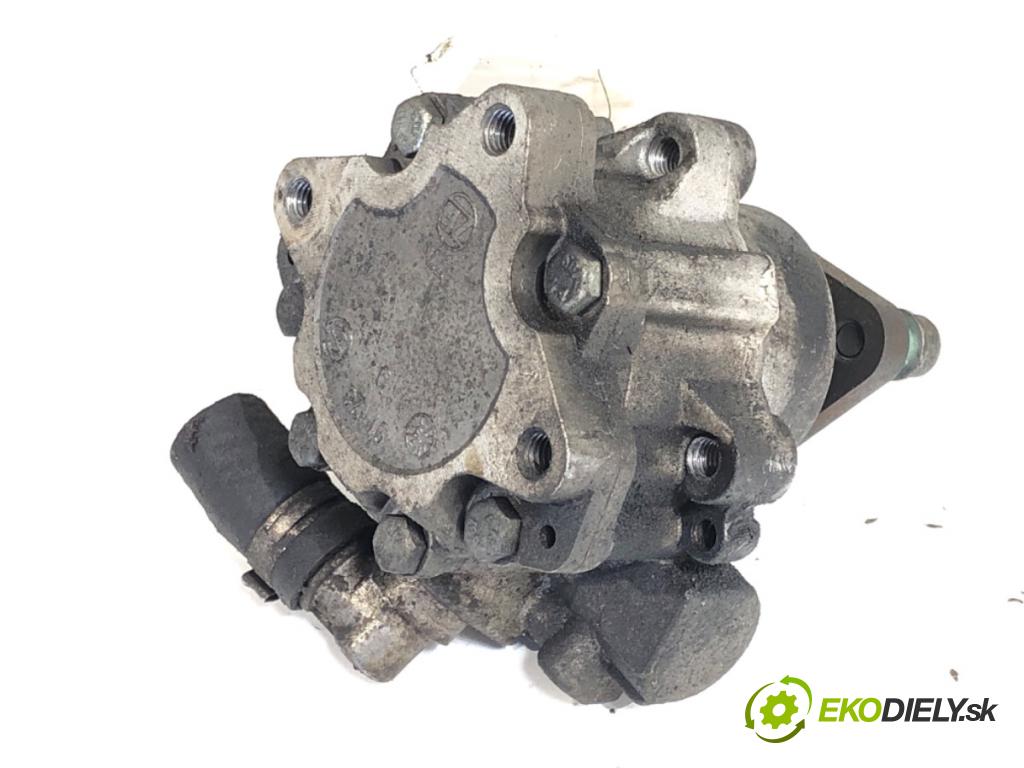 AUDI A4 B6 Kombi 2003 85 kW 1.9 TDI 1896 Pumpa servočerpadlo 8D0145156T (Servočerpadlo)