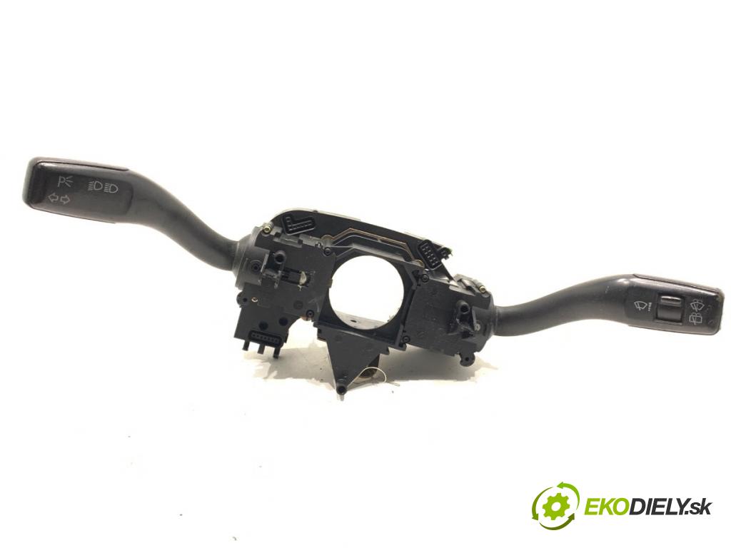 AUDI A4 B6 Kombi 2003 85 kW 1.9 TDI 1896 Prepínač kombinovaný 8E0953549N (Prepínacie páčky pod volantom)