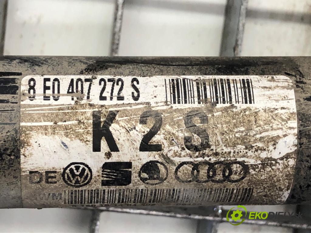 AUDI A4 B6 Kombi 2003 85 kW 1.9 TDI 1896 Poloos pravy predný 8E0407272S
