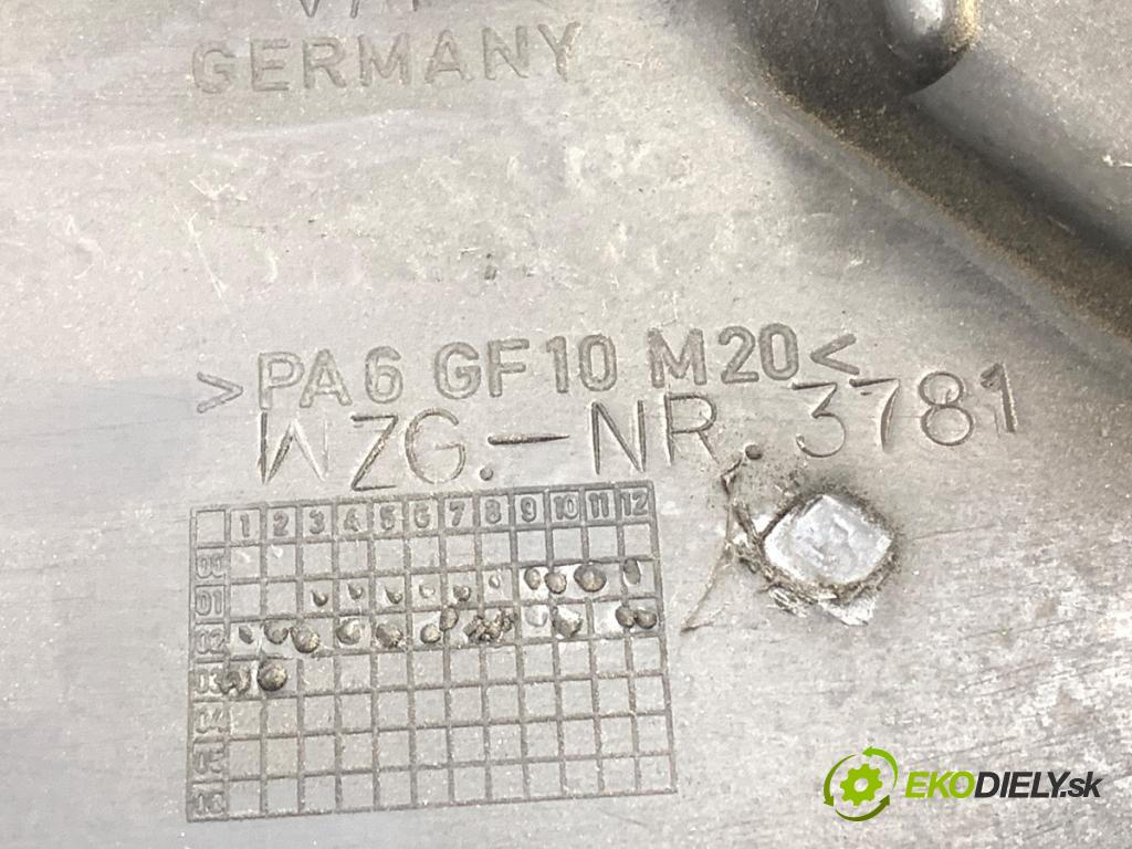 AUDI A4 B6 Kombi 2003 85 kW 1.9 TDI 1896 kryt motora  (Kryt motoru )