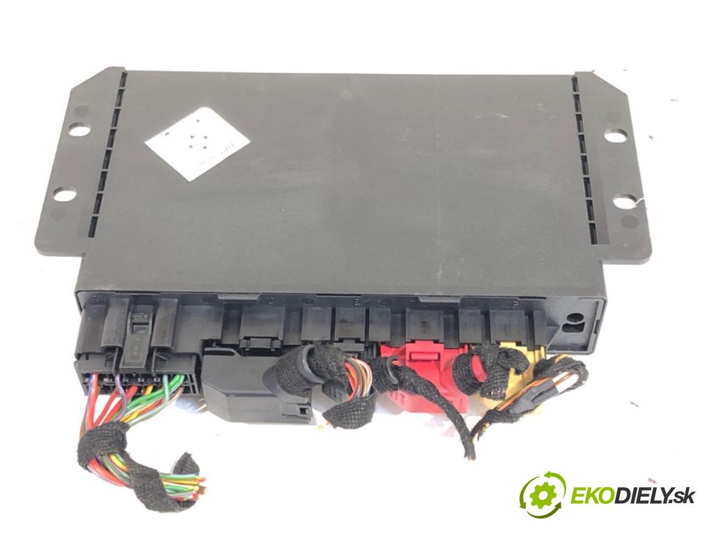 AUDI A4 B6 Kombi 2003 85 kW 1.9 TDI 1896 Modul komfortu 8E0959433BA (Modul komfortu)