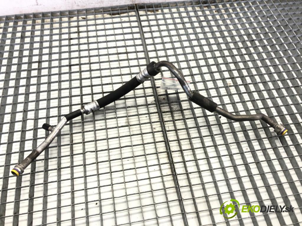 AUDI A4 B6 Kombi 2003 85 kW 1.9 TDI 1896 rúrka klimatizácie 8E1260712Q (Rúrka klimatizácie)