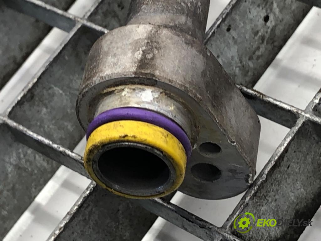 AUDI A4 B6 Kombi 2003 85 kW 1.9 TDI 1896 rúrka klimatizácie 8E1260712Q (Rúrka klimatizácie)