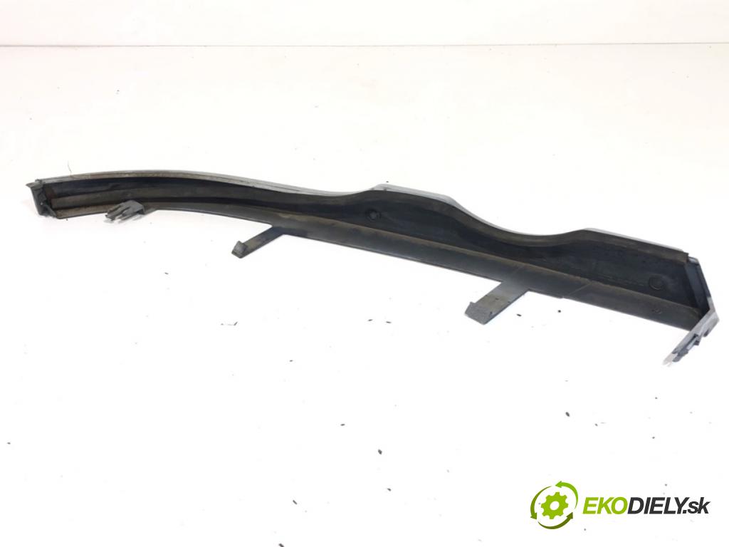 BMW E46 coupe 1999 110 kW 318 Ci 1995 lišta pod levá strana 8208677