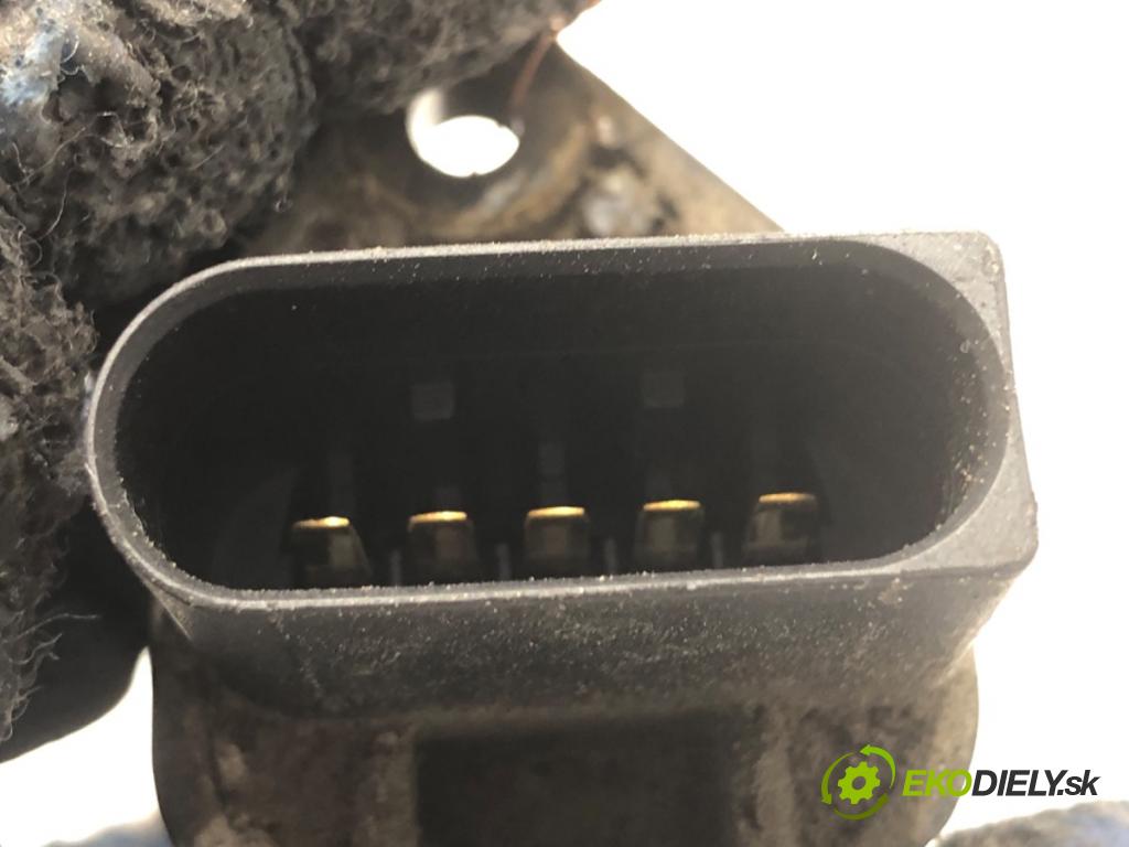 VW PASSAT B5 FL sedan 2002 96 kW 1.9 TDI 1896 Váha vzduchu 00C2G2055 (Váha vzduchu)