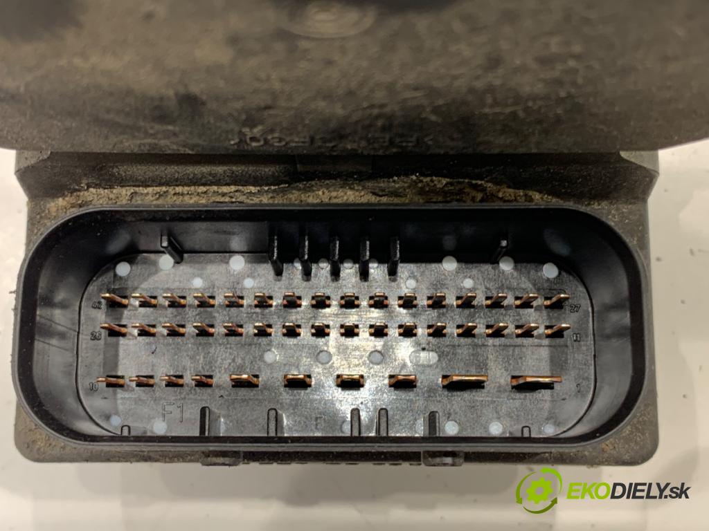 VW PASSAT B5 FL sedan 2002 96 kW 1.9 TDI 1896 pumpa ABS 0265950055 (Pumpa ABS)