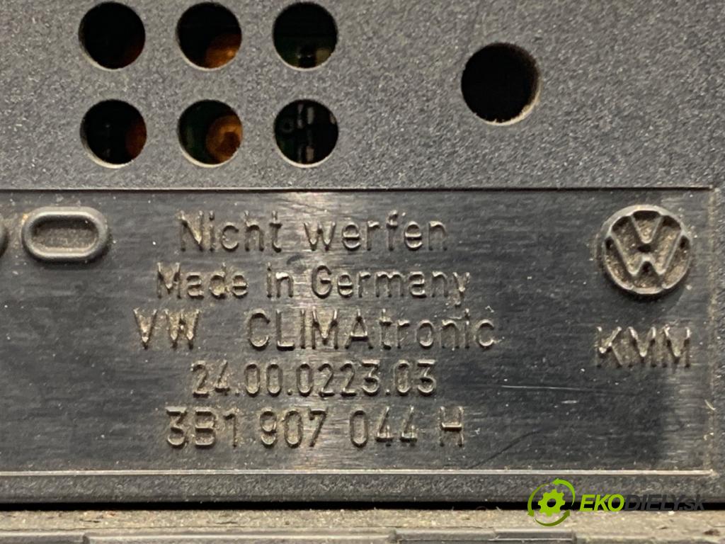 VW PASSAT B5 FL sedan 2002 96 kW 1.9 TDI 1896 Panel ovládania kúrenia 3B1907044H (Prepínacie páčky pod volantom)
