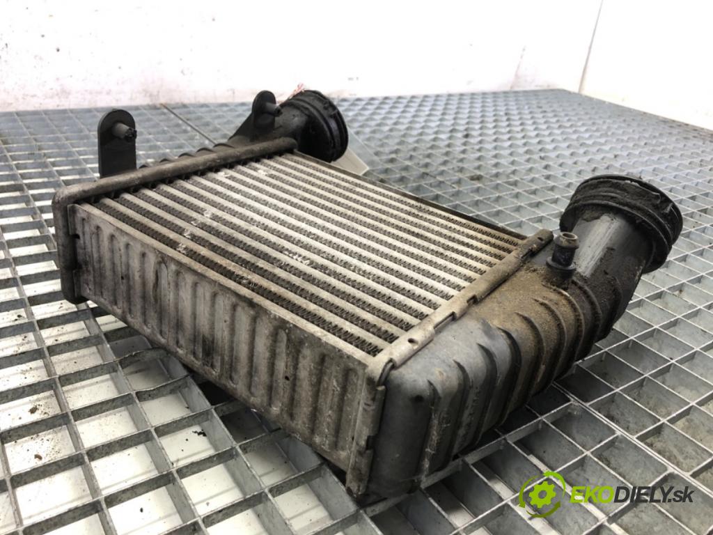 VW PASSAT B5 FL sedan 2002 96 kW 1.9 TDI 1896 intercooler 3B0145805D (Intercooler (chladič stlačeného vzduchu))