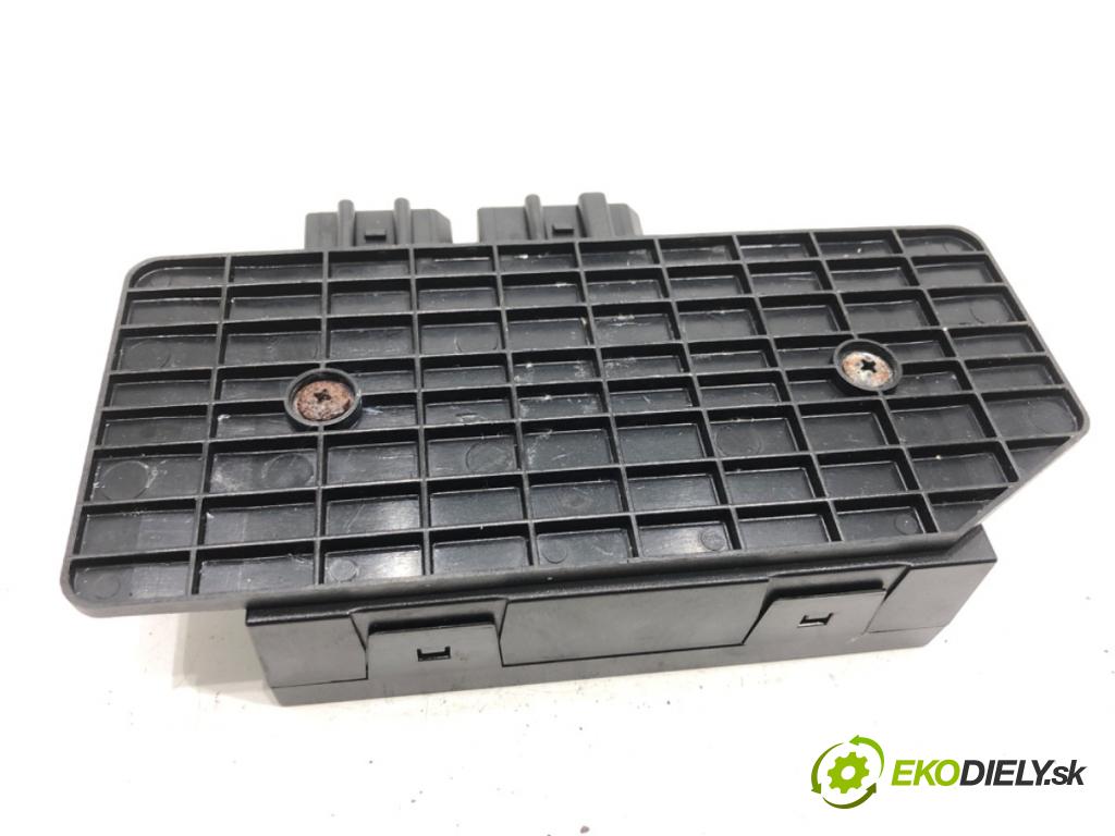 VW PASSAT B5 FL sedan 2002 96 kW 1.9 TDI 1896 Modul komfortu 1C0959799B (Modul komfortu)