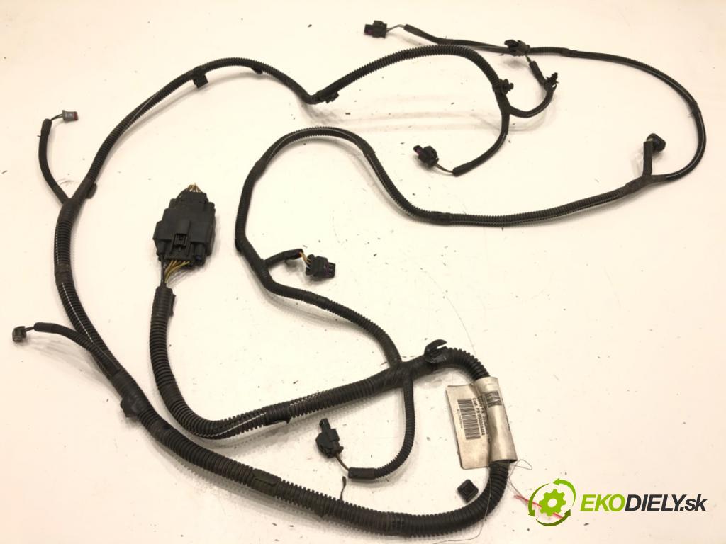 VOLVO V40 liftback 2013 110 kW T3 GTDi 1596 káblovačka PDC zadní část 31350909