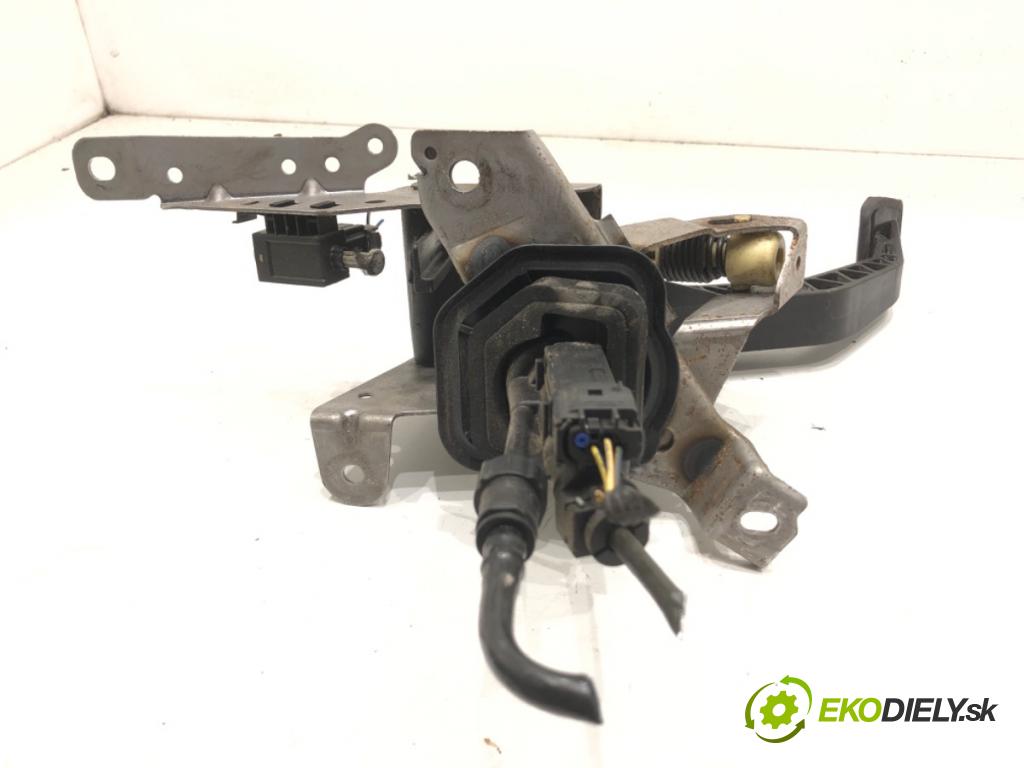 VOLVO V40 liftback 2013 110 kW T3 GTDi 1596 PEDÁL: 31381466 31280595 (Potenciometer plynového pedálu)