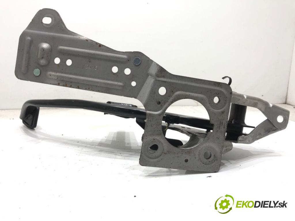 VOLVO V40 liftback 2013 110 kW T3 GTDi 1596 PEDÁL: 31381466 31280595 (Potenciometer plynového pedálu)