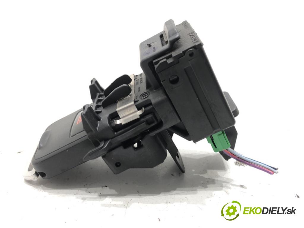 VOLVO V40 liftback 2013 110 kW T3 GTDi 1596 spinačka 28227917 (Spínacia skrinka)