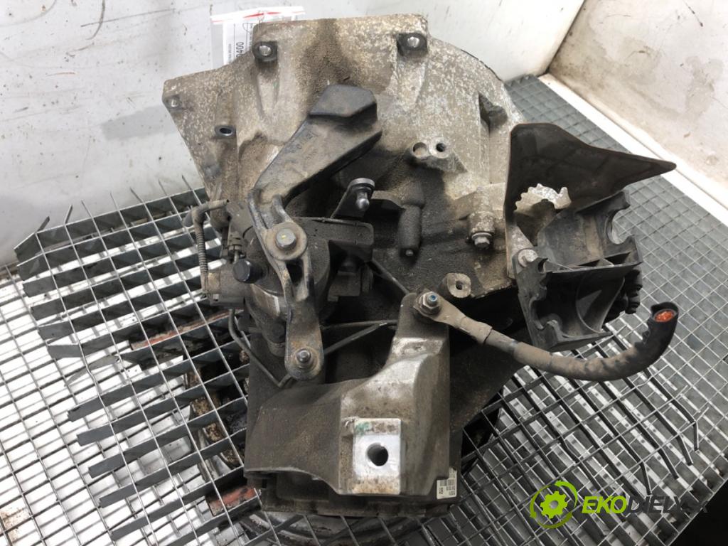 VOLVO V40 liftback 2013 110 kW T3 GTDi 1596 Prevodovka CV6R7002SB (Prevodovka)