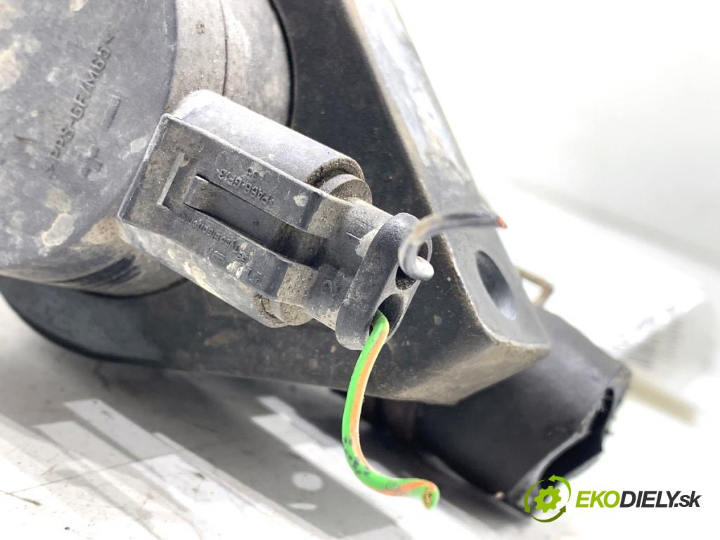 VOLVO V40 liftback 2013 110 kW T3 GTDi 1596 DALŠÍ: pumpa vody 31320347 (Vodní pumpa)