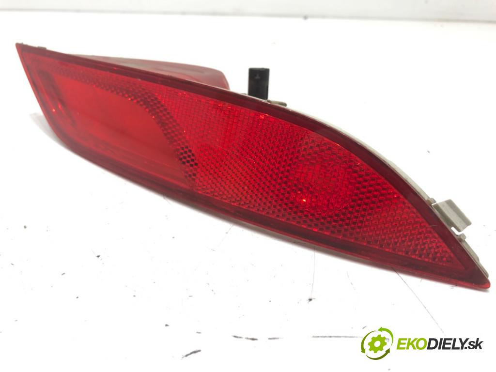 VOLVO V40 liftback 2013 110 kW T3 GTDi 1596 světlo nárazníka pravý zadní část 31395551