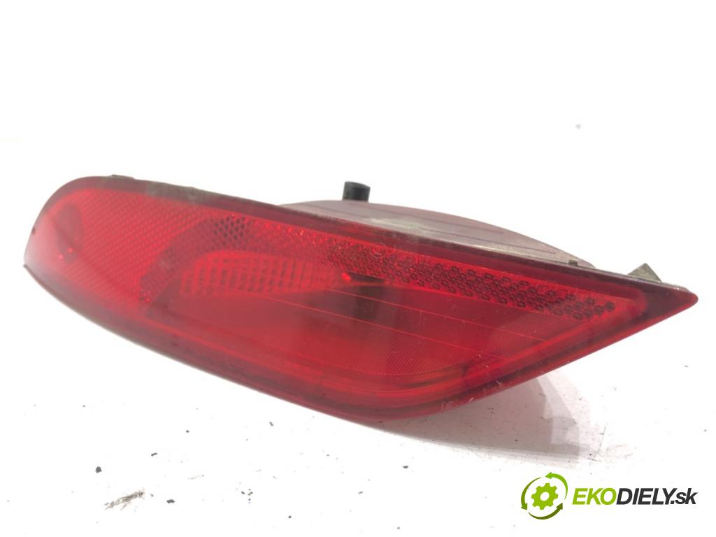 VOLVO V40 liftback 2013 110 kW T3 GTDi 1596 světlo nárazníka levý zadní část 31395550