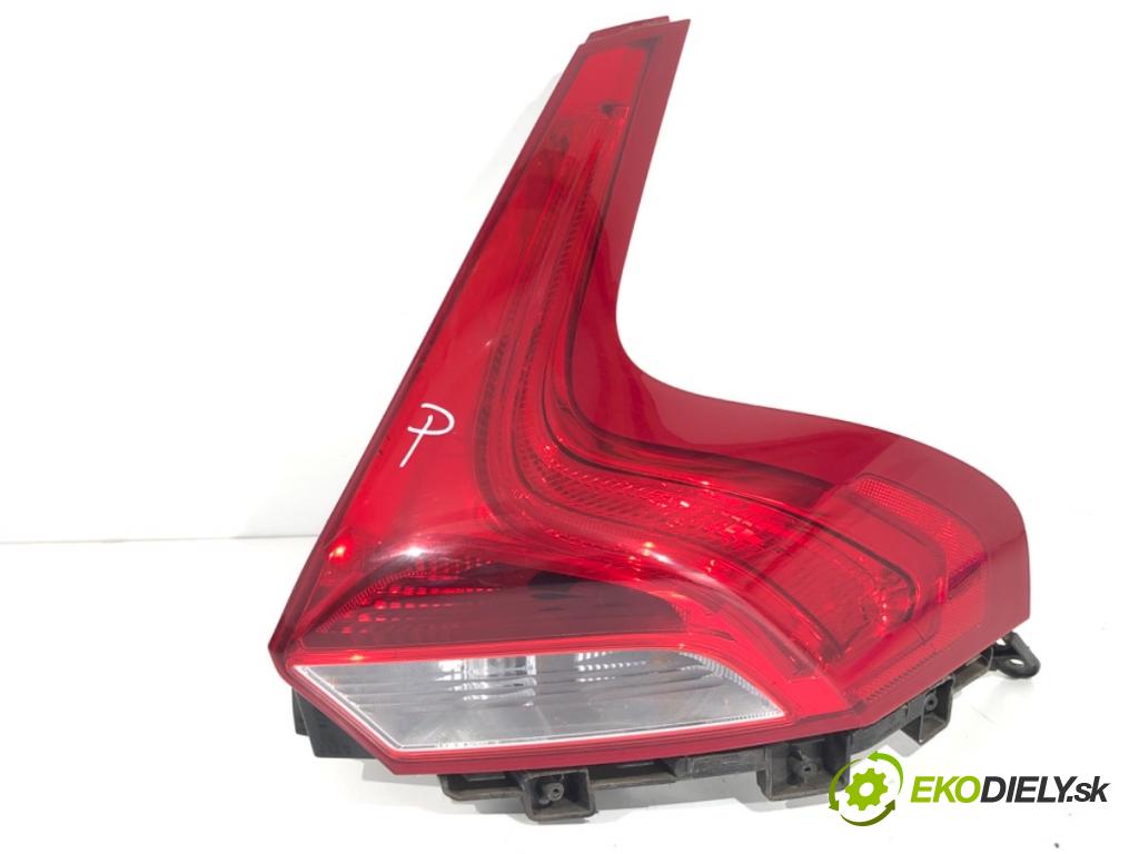 VOLVO V40 liftback 2013 110 kW T3 GTDi 1596 Svetlo pravy zad 31395479