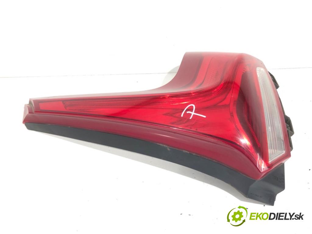 VOLVO V40 liftback 2013 110 kW T3 GTDi 1596 Svetlo pravy zad 31395479