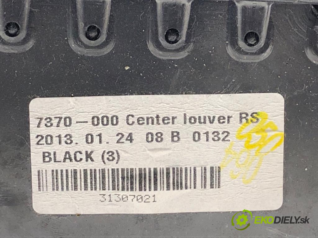 VOLVO V40 liftback 2013 110 kW T3 GTDi 1596 mří topení přední část střední 31307021