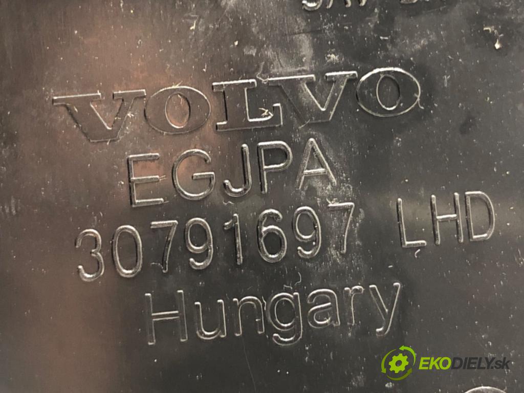 VOLVO V40 liftback 2013 110 kW T3 GTDi 1596 mří topení levý přední část 30791697