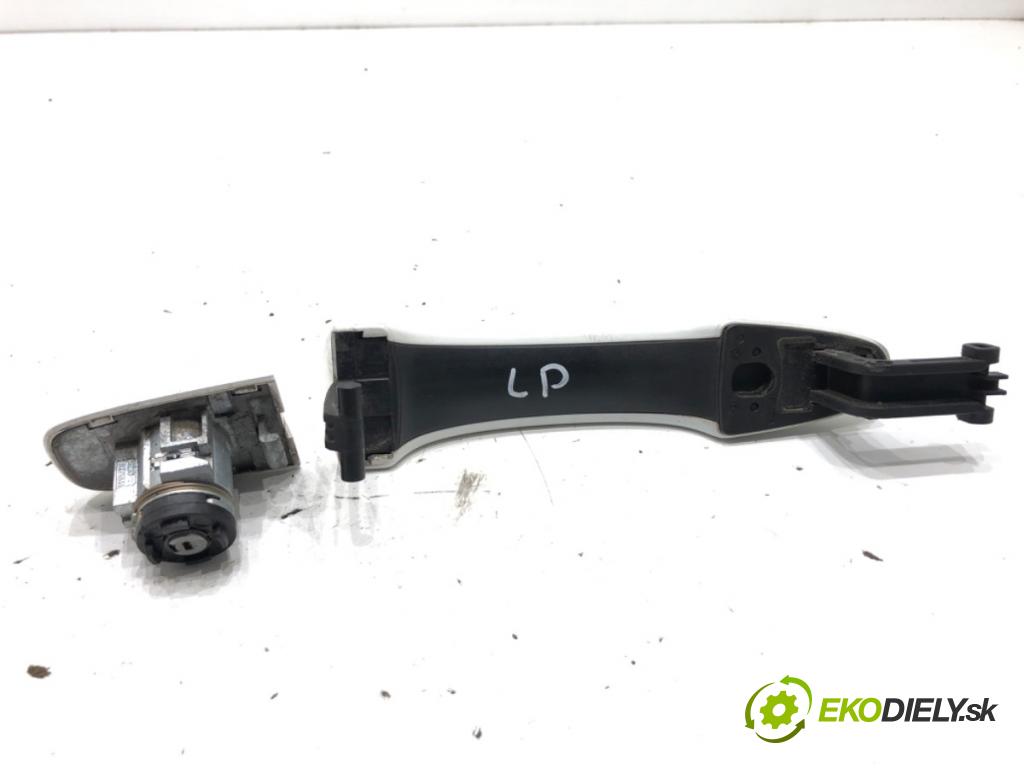 VOLVO V40 liftback 2013 110 kW T3 GTDi 1596 klika vnejší levý přední část 31276333