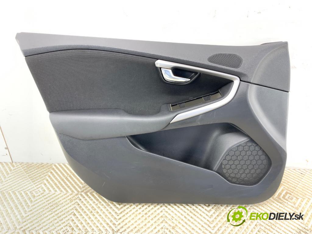 VOLVO V40 liftback 2013 110 kW T3 GTDi 1596 ča dveře levý přední část 
