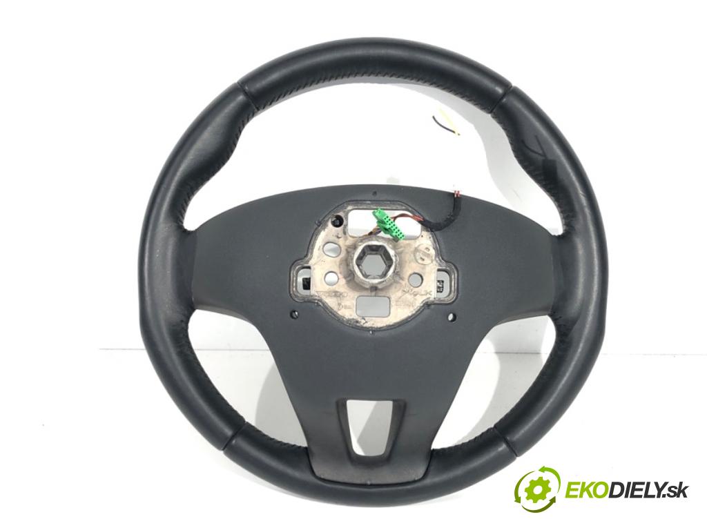 VOLVO V40 liftback 2013 110 kW T3 GTDi 1596 Volant 31250592 (Volant)