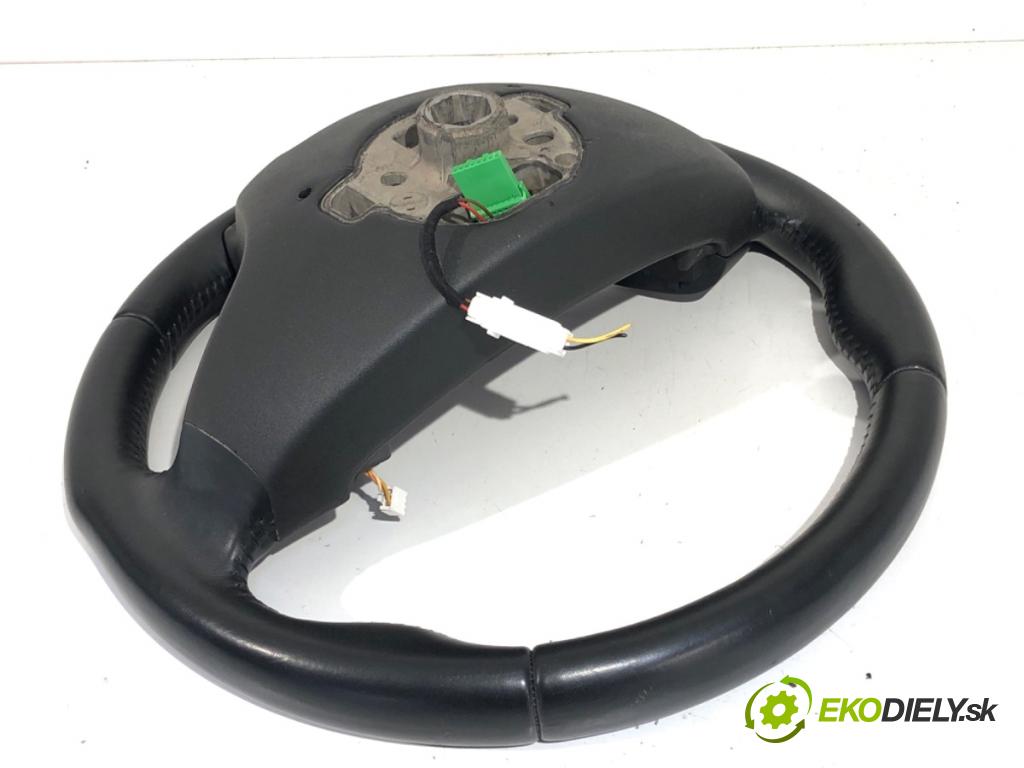 VOLVO V40 liftback 2013 110 kW T3 GTDi 1596 Volant 31250592 (Volant)