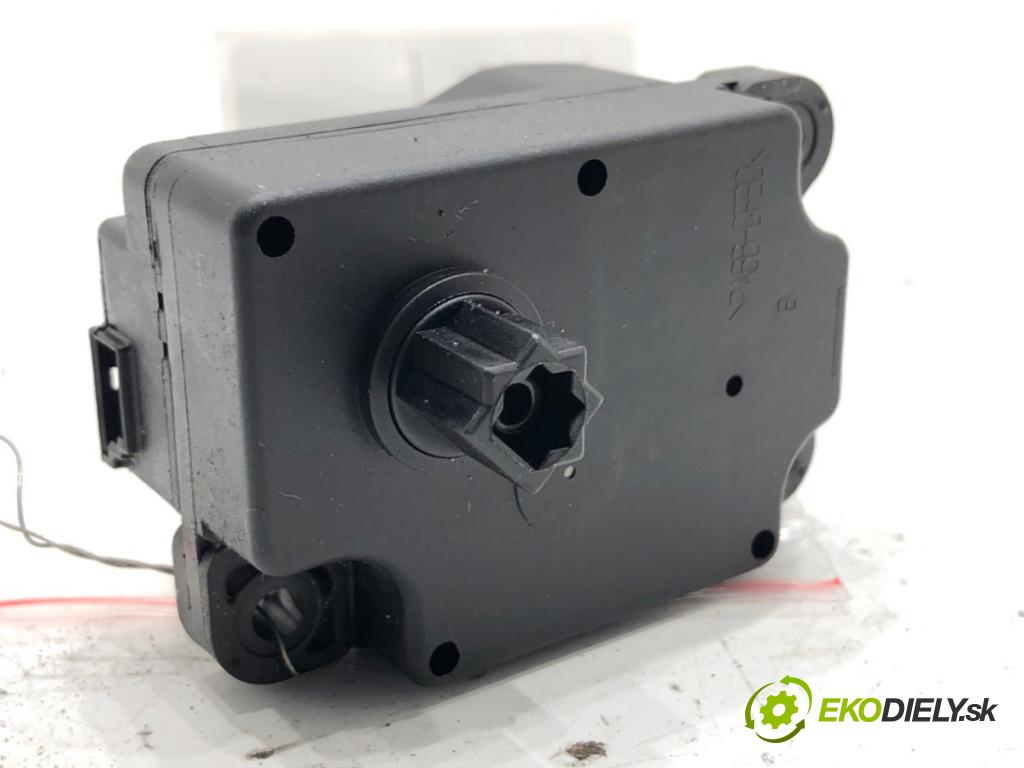 VOLVO V40 liftback 2013 110 kW T3 GTDi 1596 motor topení 4N5H-19E616-BA