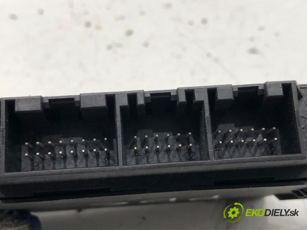 VOLVO V40 liftback 2013 110 kW T3 GTDi 1596 Modul PDC 31314975 (Riadiaca jednotka ostatné)