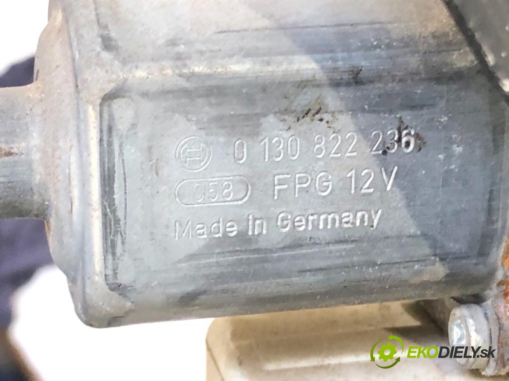 BMW E83 SUV 2005 110 kW 2.0 d 1995 mechanismus okna pravý zadní část
