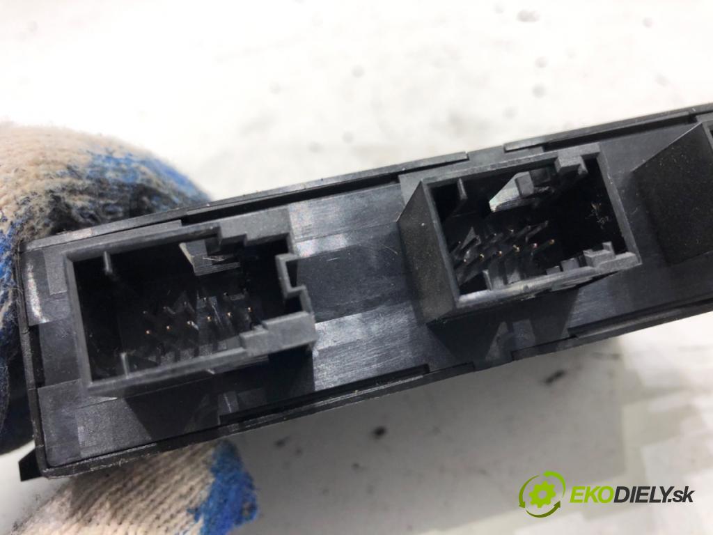 BMW E83 SUV 2005 110 kW 2.0 d 1995 Modul PDC 6942676 (Riadiaca jednotka ostatné)