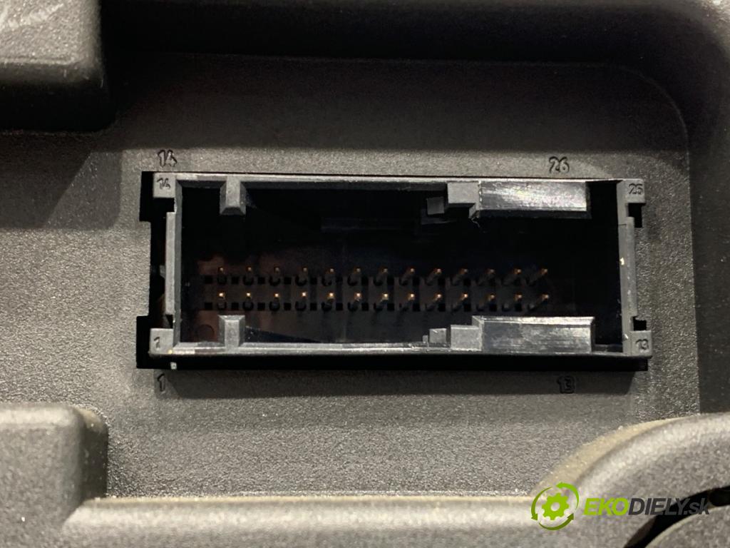 BMW E83 SUV 2005 110 kW 2.0 d 1995 Prístrojovka 3414372 (Prístrojová doska)