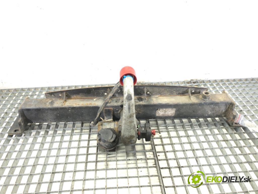 BMW E83 SUV 2005 110 kW 2.0 d 1995 Hák tažné zařízení  (Tažné zařízení)