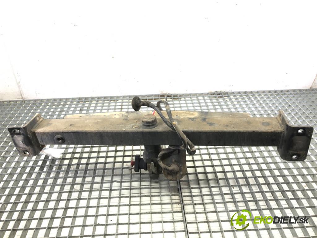 BMW E83 SUV 2005 110 kW 2.0 d 1995 Hák tažné zařízení  (Tažné zařízení)