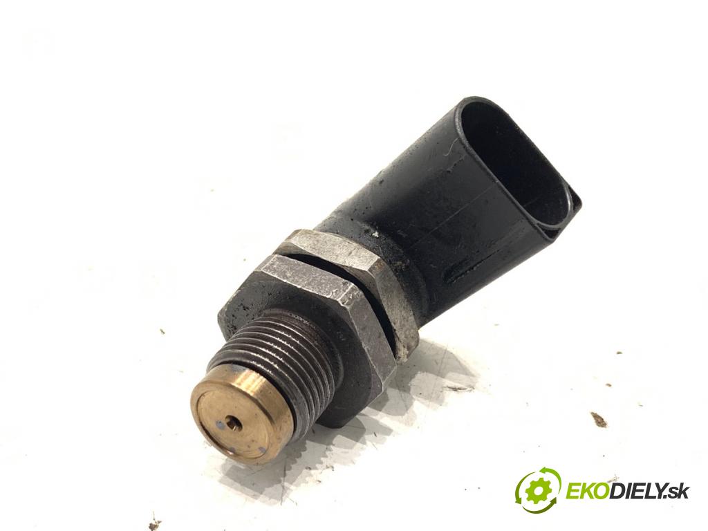 BMW E83 SUV 2005 110 kW 2.0 d 1995 Snímač tlaku paliva 0281002497 (Snímač)